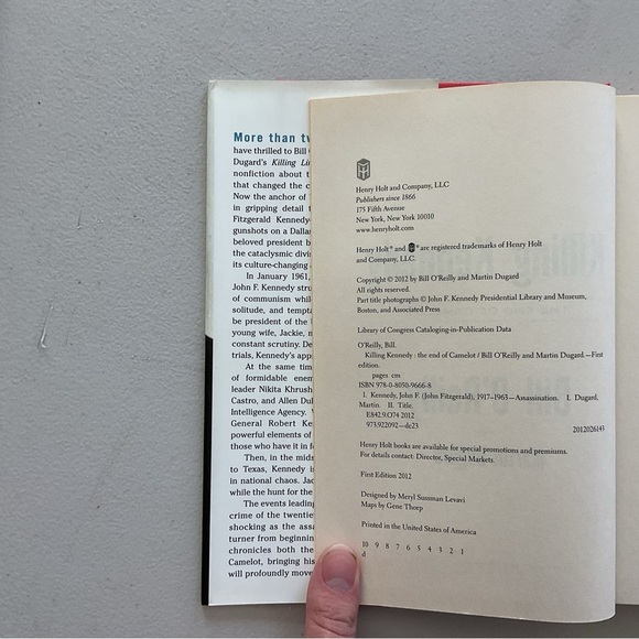 Killing Kennedy by Bill O’Reilly and Martin Dugard Hardcover Book - Picture 4 of 6